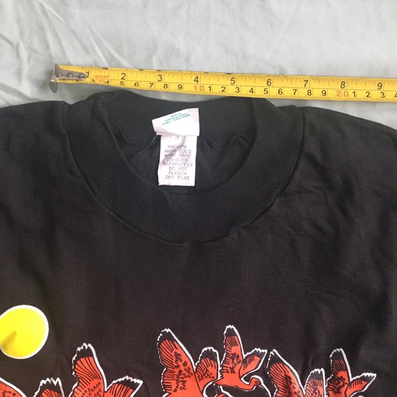 Black Scarlet Ibis graphic t-shirt, size M. - Picture 4 of 8